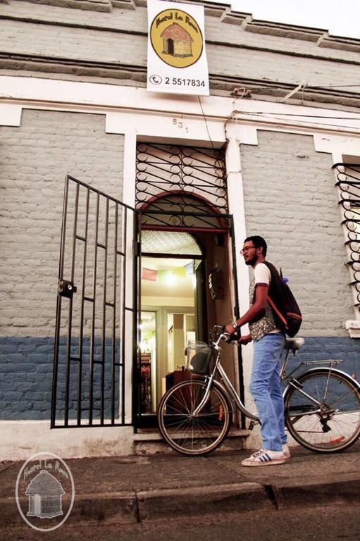 La Ruca Hostel Santiago Exterior photo